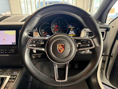 2017 Porsche MACAN 缩略图 63