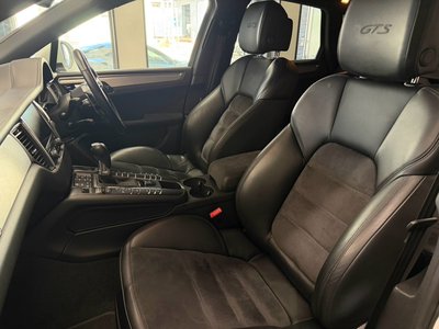 2017 Porsche MACAN 缩略图 82