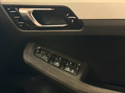 2017 Porsche MACAN 缩略图 69