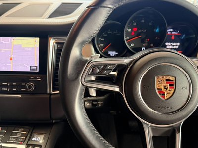2017 Porsche MACAN 缩略图 66