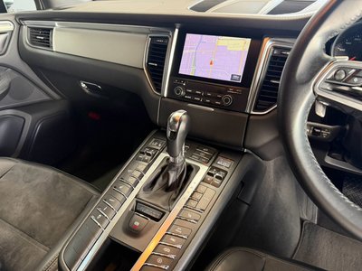 2017 Porsche MACAN 缩略图 72