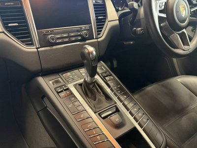 2017 Porsche MACAN 缩略图 77