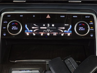2023 Genesis GV80 thumbnail 29