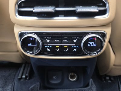 2023 Genesis GV80 thumbnail 33