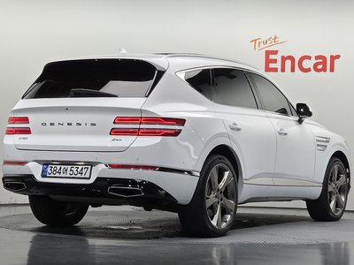 صورة 2 لـ 2023 Genesis GV80