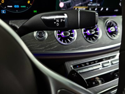 MERCEDES-BENZ CLS - 9