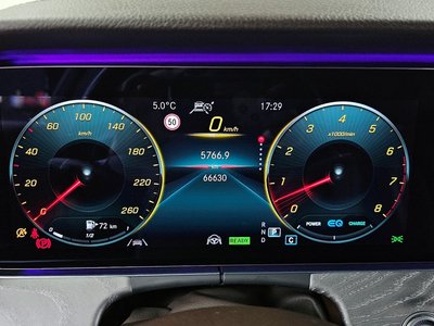 MERCEDES-BENZ CLS - 8