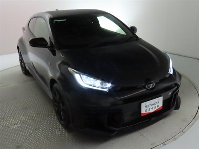 TOYOTA GR YARIS - 10