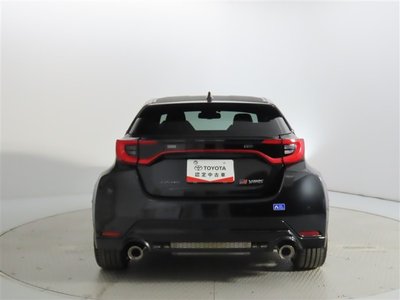 TOYOTA GR YARIS - 4