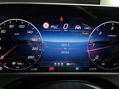 MERCEDES-BENZ E-CLASS - 8