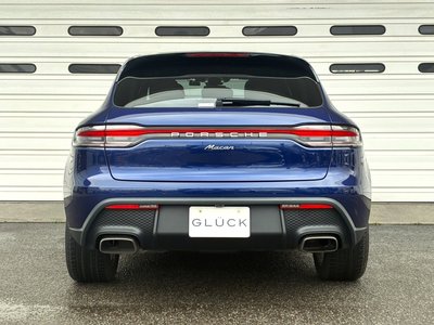 PORSCHE MACAN - 8