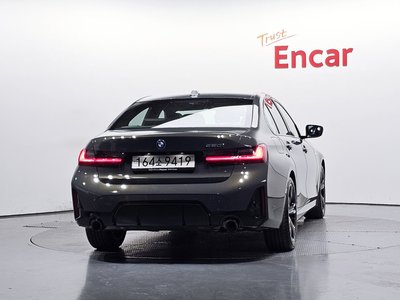 2025 BMW 3 SERIES 照片 3