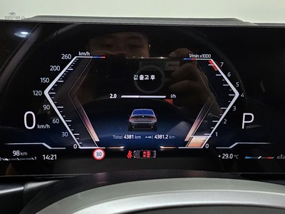 2025 BMW 3 SERIES 照片 8