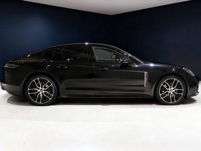 PORSCHE PANAMERA - 10