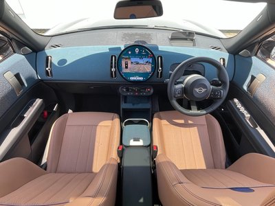 2025 MINI COOPER COUNTRYMAN 照片 2