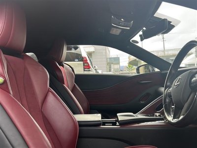 LEXUS LC 2018 thumbnail 16