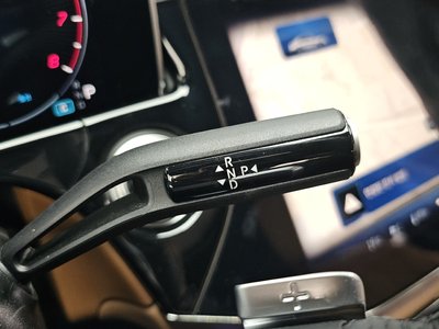 2025 Mercedes-BENZ E-CLASS — миниатюра 12