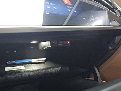 2025 Mercedes-BENZ E-CLASS — миниатюра 32