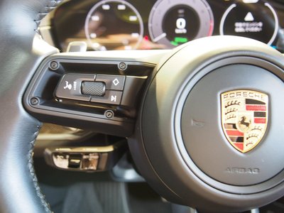 2024 Porsche CAYENNE — миниатюра 36