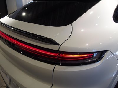 2024 Porsche CAYENNE — миниатюра 21