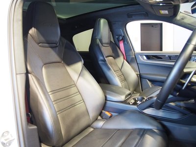 2024 Porsche CAYENNE — миниатюра 26