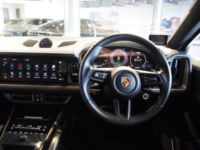 2024 Porsche CAYENNE — миниатюра 42