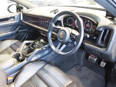 2024 Porsche CAYENNE — миниатюра 24