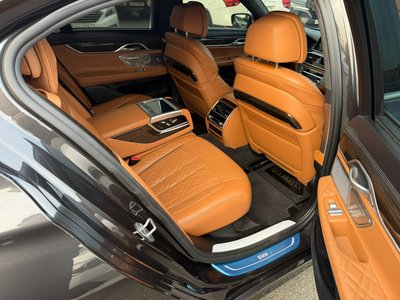 BMW 7 SERIES - 5