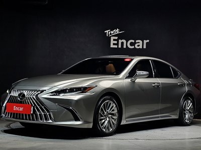 2025 LEXUS ES 照片 1