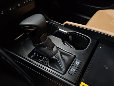 2025 LEXUS ES 照片 9
