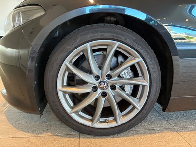 2025 ALFA Romeo JULIA 照片 15