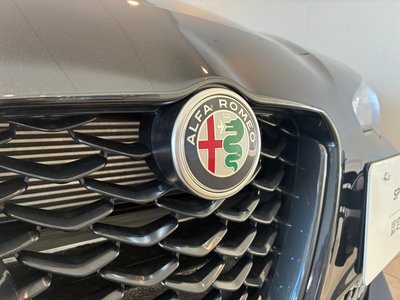 2025 ALFA Romeo JULIA 照片 13