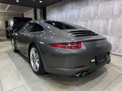 PORSCHE 911 - 8