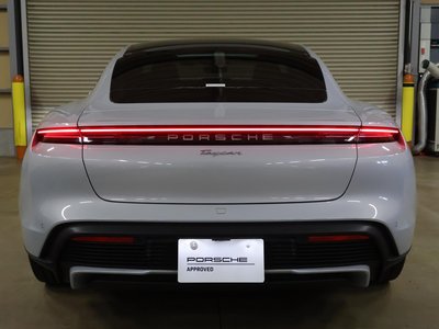 صورة مصغرة 77 لـ 2025 Porsche TAYCAN