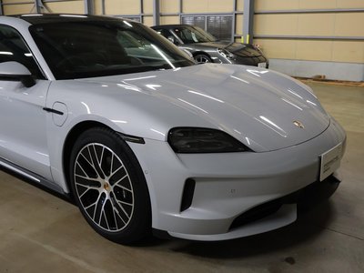 صورة مصغرة 70 لـ 2025 Porsche TAYCAN