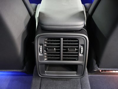 صورة مصغرة 50 لـ 2025 Porsche TAYCAN