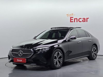2025 Mercedes-BENZ E-CLASS 照片 1