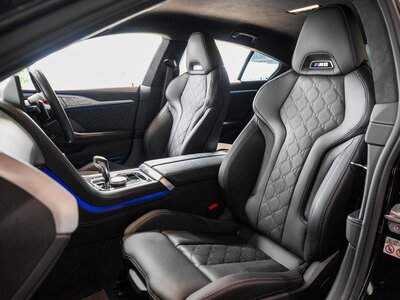 BMW M8 GRAN COUPE 2023 thumbnail 53