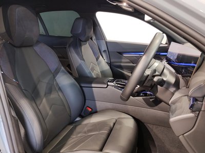 2024 BMW 5 SERIES thumbnail 37