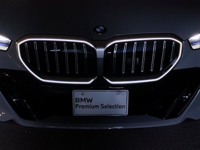 2024 BMW 5 SERIES thumbnail 14