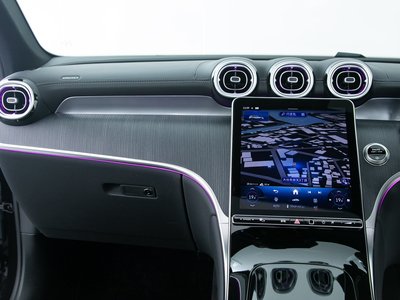 2025 Mercedes-BENZ GLC — миниатюра 46