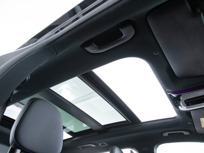2025 Mercedes-BENZ GLC — миниатюра 75