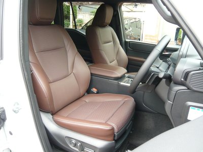 TOYOTA LAND CRUISER 250 - 7