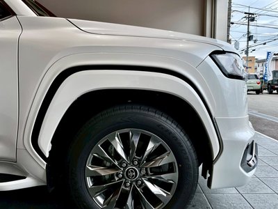 2026 Toyota LAND CRUISER 300 缩略图 16