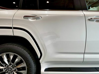 2026 Toyota LAND CRUISER 300 缩略图 18