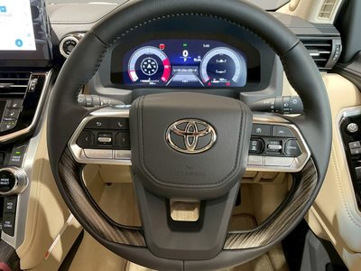 2026 Toyota LAND CRUISER 300 缩略图 34