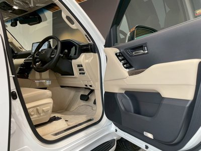 2026 Toyota LAND CRUISER 300 缩略图 37
