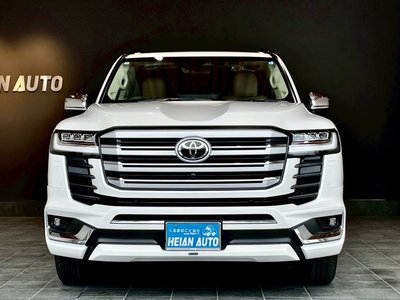 صورة 7 لـ 2026 Toyota LAND CRUISER 300