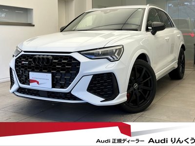 AUDI RS Q3