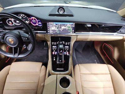 PORSCHE PANAMERA - 5